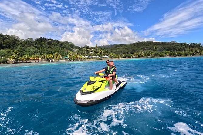 2h Express Adventure by JET SKI in Raiatea - Sacred Island - Taking control of the jet ski