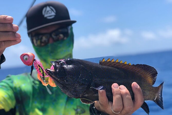 4 Hour Ariki Fishing Activity in Moorea - Fishing for large fish, grouper, and bottom action