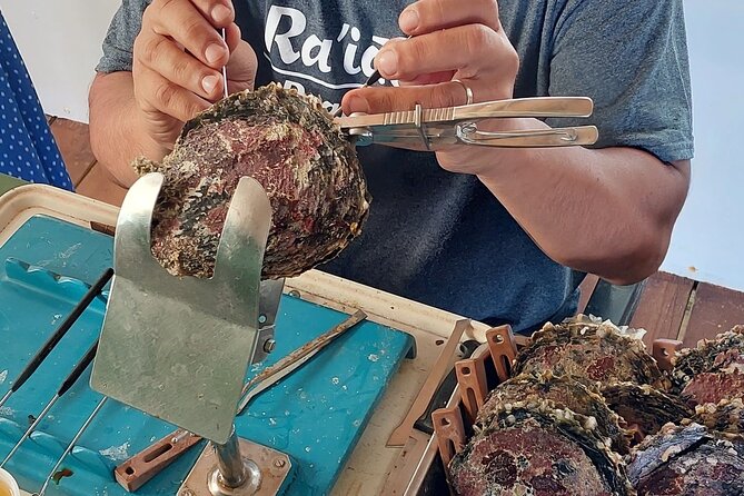 4x4 Tour – Culture, Crafts and Agritourism in Raiatea - Raiatea pearls and the craft behind them