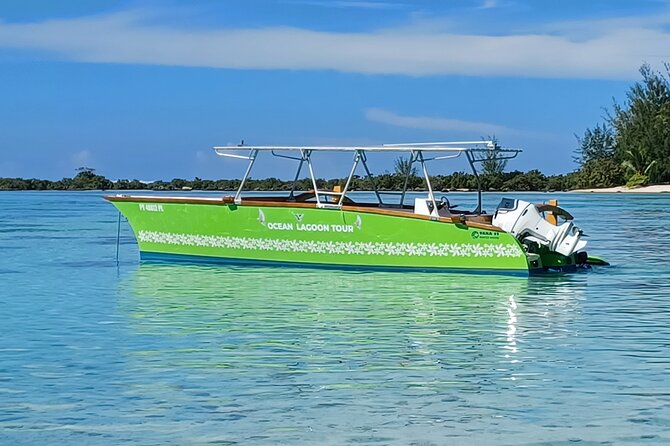 Activity/Excursion Lagoon Tour to Moorea by Canoe 6 hours - A six-hour way to see Moorea from the water