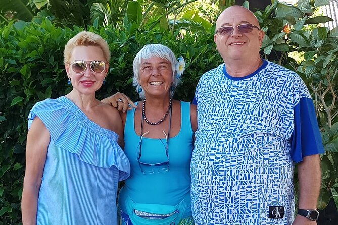 Blue Pearl Private Tour - Two bays, plantations, and the food of Moorea