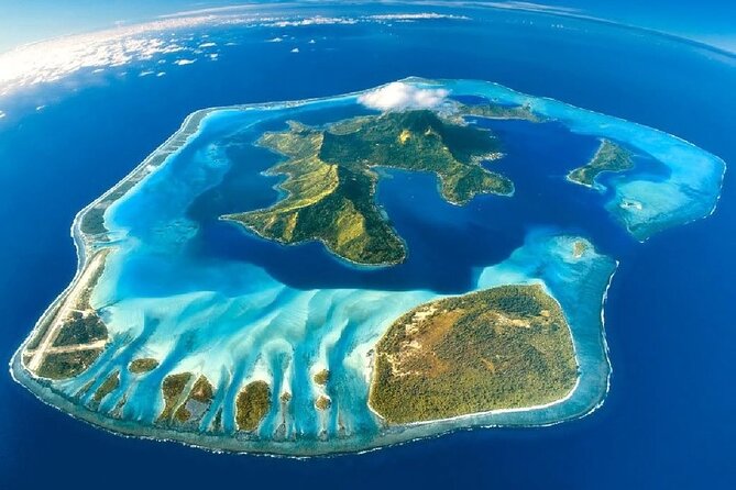 Bora Bora 30-minute Private Flight in a Light Aircraft - Why Bora Bora makes sense from the air
