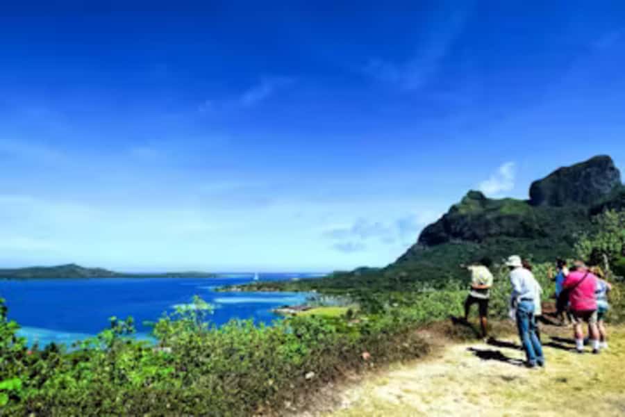Bora Bora: 4WD History & Culture Tour - Why a 4WD tour makes sense on Bora Bora