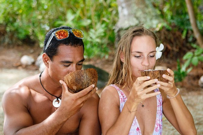 Bora Bora 4WD Tour Including Lunch at Lucky House & Jet Ski Tour - The WWII cannons and the best land views