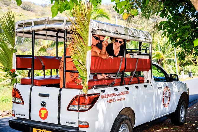 Bora Bora: Half Day Island 4WD Guided Tour - Sunset changes the mood, not the route