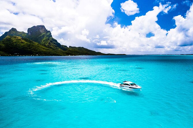 Bora Bora Private Arrival Airport to Hotels Boat Transfer - What the 15 to 30 minute ride feels like
