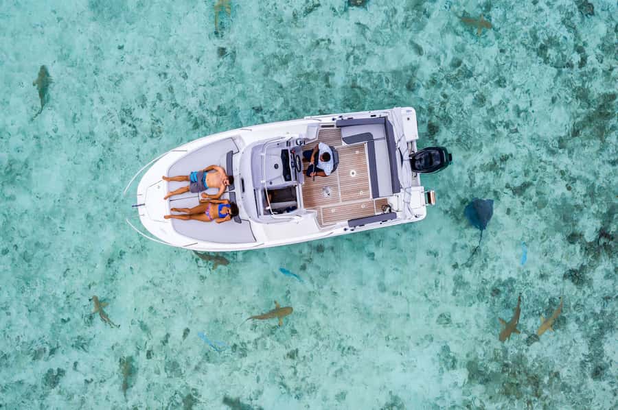 Bora Bora: Private Boat Tour with Snorkeling and Drinks - Starting from Bora Bora with a private pickup