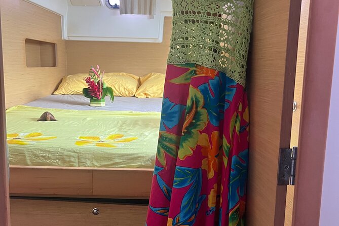 Catamaran Cruise - Leeward Islands – The Polynesian Escape - Setting out from Quai de Vaitape