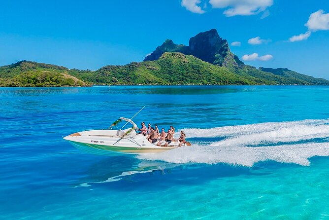 Crazyseahorseborabora Comfortable boat , sensational snorkeling . - What the Three-and-a-Half-Hour Schedule Feels Like
