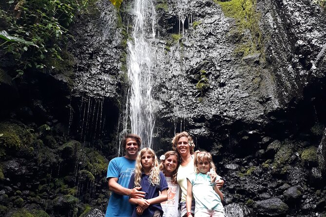 Crossing Island of Tahiti 4x4 Mountain, Waterfall, River, Basins - The bakery stop and midday meal