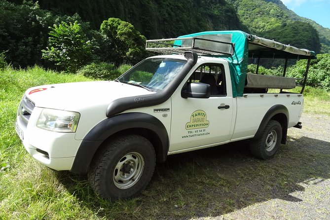 Crossing Over Tahiti Island Safari 4x4 - Through Papenoo Valley and the main crater