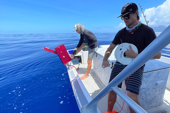 DEEP SEA FISHING 1/2 day (private group) - Meeting in Arue at Happy Tuna