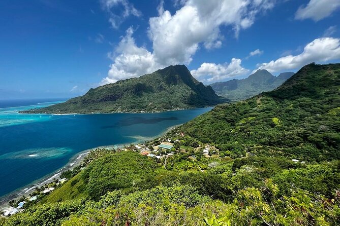 Discovering Moorea from Tahiti in 4x4 with the Ferry Terevau - Why this Moorea 4x4 trip works well for a first visit
