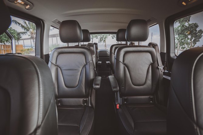 Domestic private transfer, arrival departure, airport hotel cruise rental - Leaving a hotel for the airport, ferry, or cruise pier