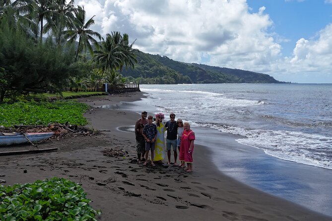 Explore Tahiti in depth in a day - Faarumai waterfalls: a short walk into green country