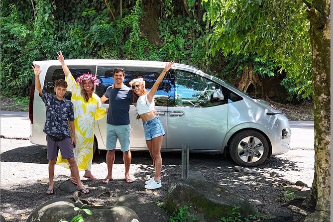 Explore Tahiti Nui, its landscapes and iconic sites. - Arahurahu Marae: the cultural heart of the route