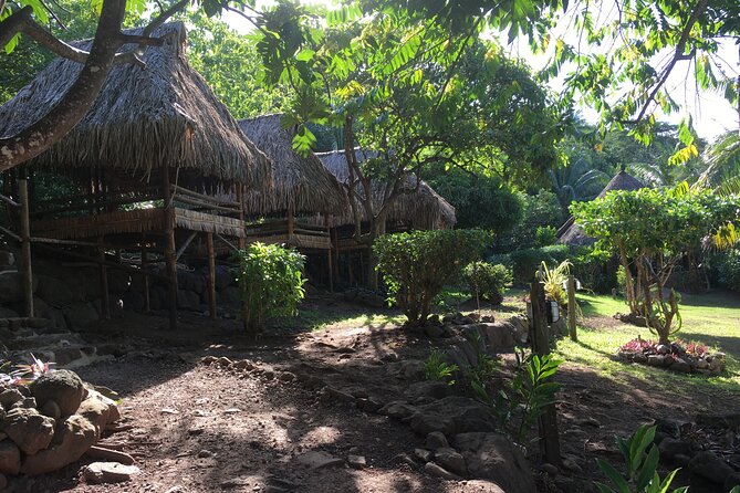 Land and Sea cultural tour to discover traditions, heritage and the lagoon - What the guides add to the experience