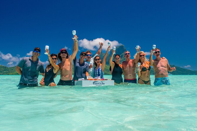 LUXURY Catamaran Bora Bora : Sailing, Snorkeling & Floating Bar - The floating bar in Paradise Bay