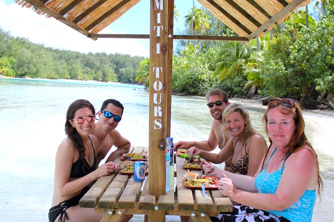 Moorea 6-Hour Snorkeling and Lunch Shared Tour - Arriving at the Tiny Motu for Lunch