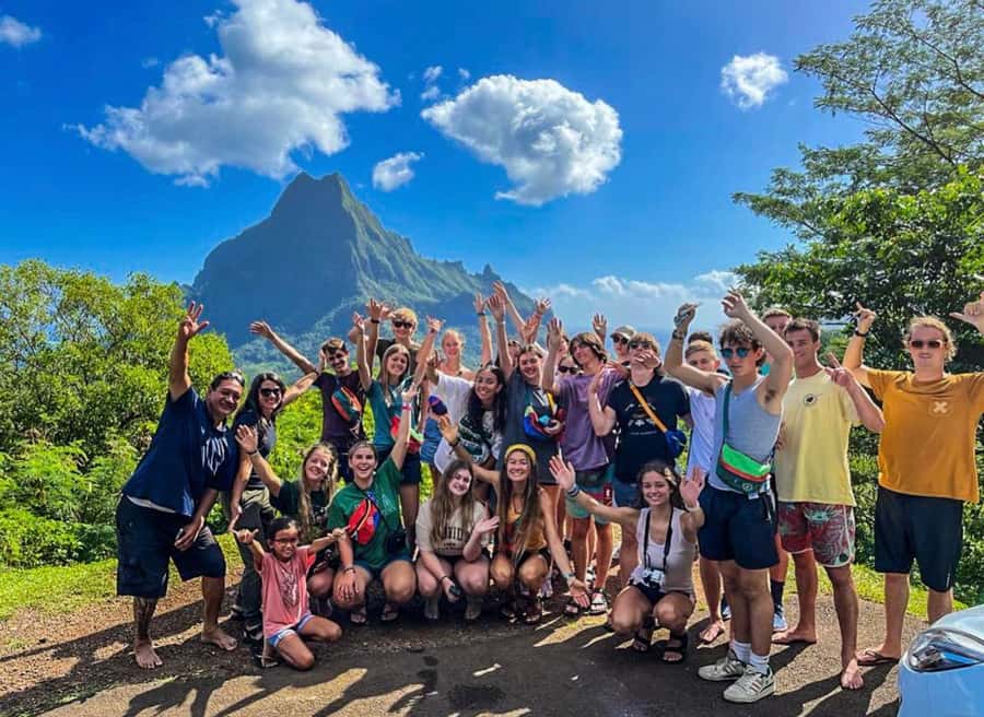 Moorea Cruise Ships 4x4, Belvedere Magic mount PRIVATE Tours - Freshwater eels and the marae