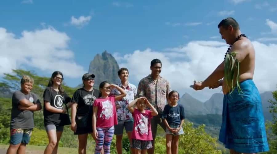 Moorea Cruise Ships: 4x4, Belvedere,Magic Mountain pineaple - Guides Make the Difference