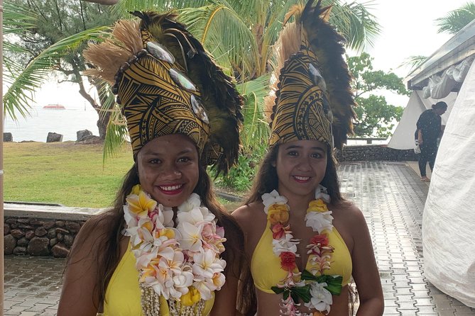 Moorea Cruise Ships: 4x4, Belvedere, Pineapple, & Magic Mountain - Magic Mountain: the rough road leads to the big payoff