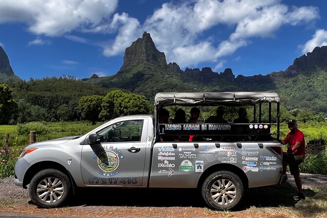 Moorea Cruise Ships: 4x4, Belvedere, Pineapple, & Magic Mountain - Manutea Tahiti and the local tasting stops
