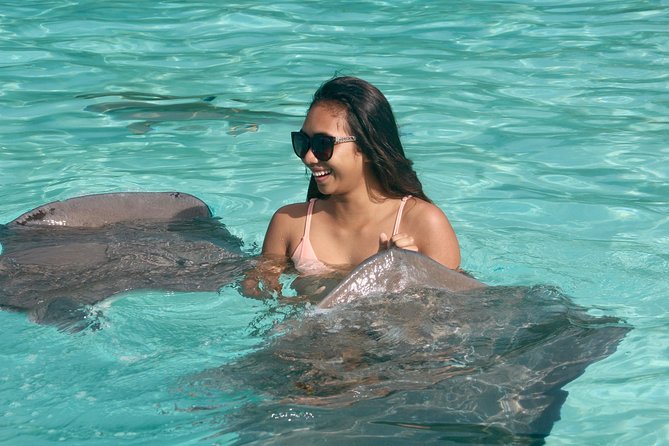 Moorea Explorer Jet Ski tour - Swimming with rays, fish, and blacktip sharks