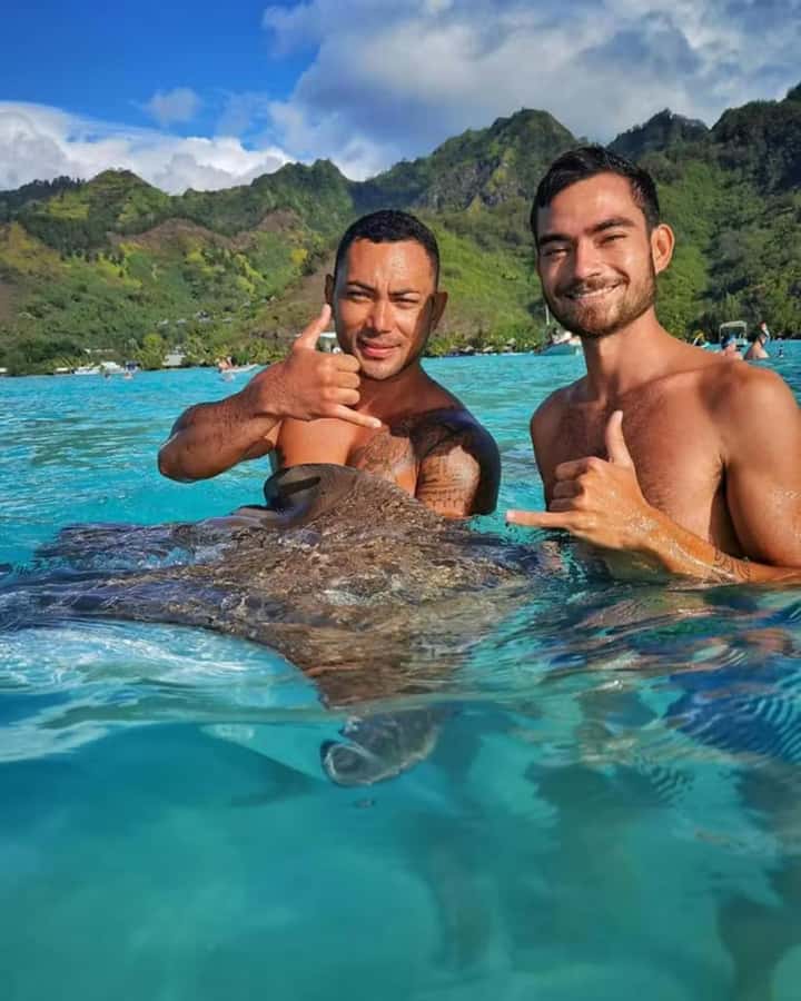 Moorea: Glass Bottom Boat Adventure with Lagoon Wonders - A Turtle Sanctuary With More Than Just Turtles