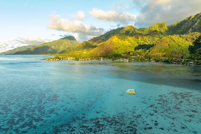Moorea Sunset Boat Trip - Why this two-hour Moorea cruise feels different