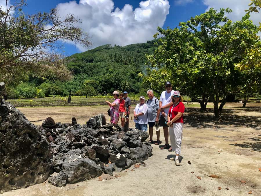 Must-Do : Nature, Culture & Moments Uniques – MirimirI Tours - Fruit, Juice, and Local Beer