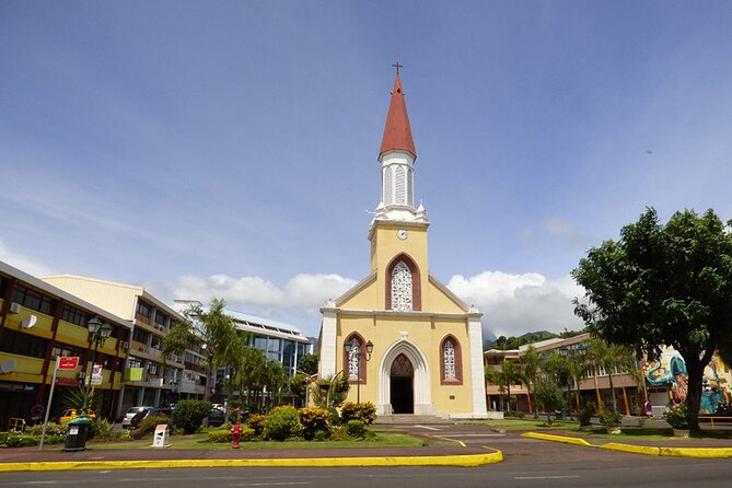 Papeete and Tahiti Historical and Cultural Tour - Starting at the Papeete waterfront