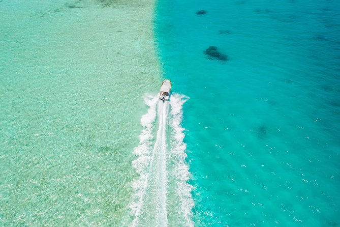 Private Boat Rental on Cap Camarat 17ft - Boarding, pickup, and the first stretch across the lagoon