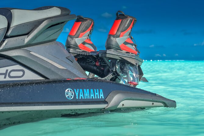 Private Flyboarding Experience in Bora Bora with Pickup - The view is dramatic, but the activity stays active