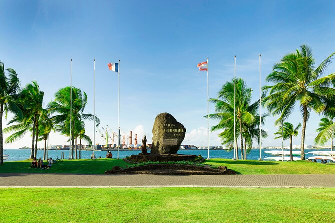 Private Half Day Tour: Papeete and Nature of Tahiti east coast - The Tomb of King Pomare V