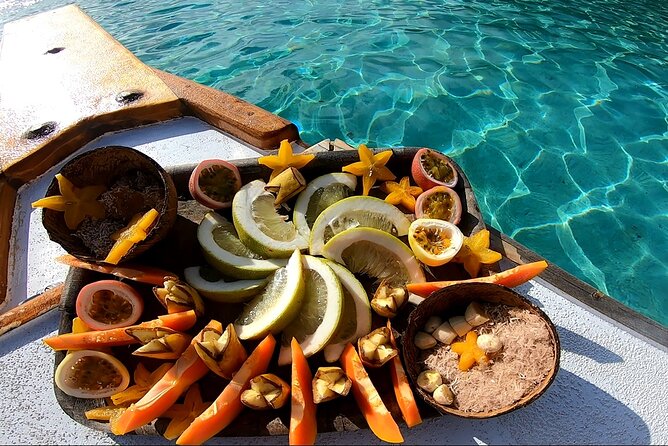 Private sailing adventure - Fruit, drinks, and local snacks on board