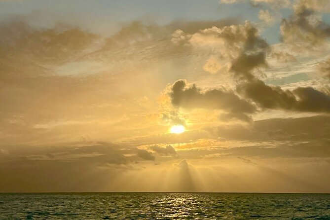 Private sunset cruise in Bora Bora - What to bring, and what to leave behind