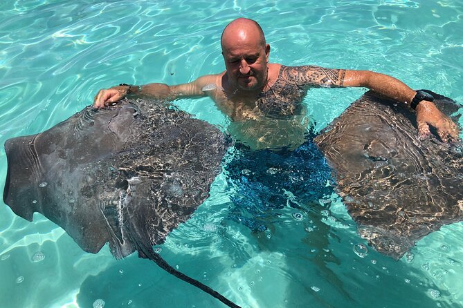 Private tour in Moorea by boat, visit and snorkeling - What this private Moorea tour is really offering