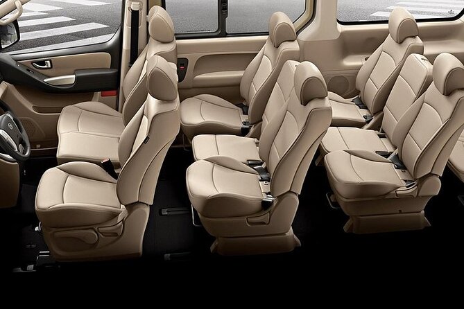 Private Transfer Tahiti Airport PPT to Papeete Urban Area by Van - Finding your chauffeur after baggage claim