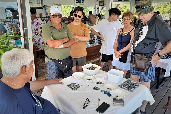 Raiatea-Beautiful Black Pearl of Tahiti and the Vanilla of Tahaa - A Family Vanilla Grove on Tahaa