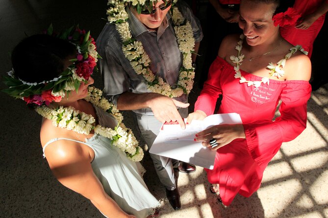 Shared Transfer: Tahiti Airport to Hotel or Cruise Port - The important address restrictions