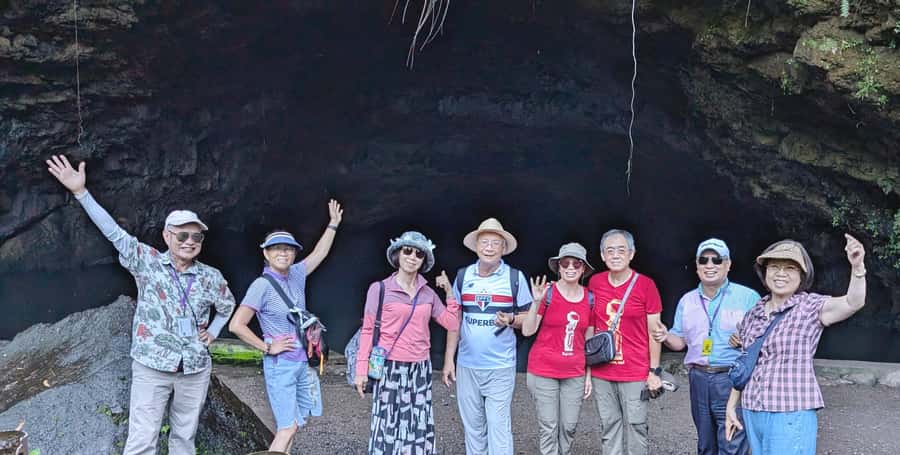 Tahiti Classical Coastal Full Day Private Tour - The guide can make or break the day