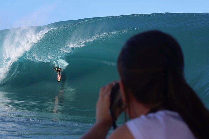 Teahupoo Wave Watching - Three minutes across the lagoon