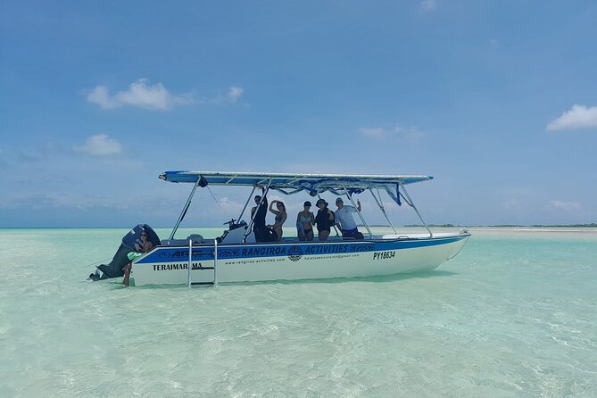 The Blue Lagoon by private boat - Why this Rangiroa boat trip feels different