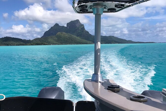 Toa Boat Bora Bora Private Lagoon tour with Lunch on Entertainer Bar Boat - Rain, wildlife, and the limits of a perfect day