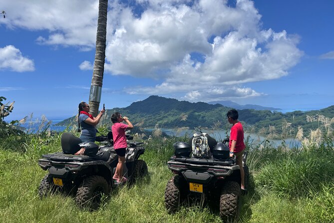 Trip to the heart of Tahaa Safari Mountains in Quad / ATV - The first 70 minutes: plantations, a river source, and island stories