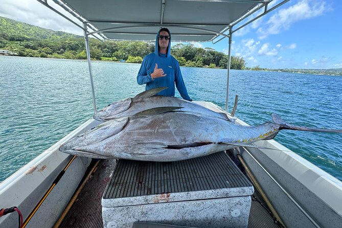 Wholesale Fishing in Poti Marara at Tahiti Teahupoo Peninsula - Setting out from Teahupoo at 8:00 a.m.