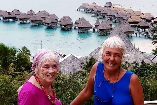 You drive, I guide you - Tiki Village and a glimpse of island culture
